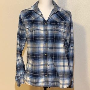 Flannel shirt size medium